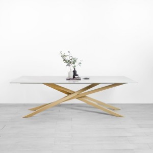 Stół Sensual No 9 ze spieku kwarcowego